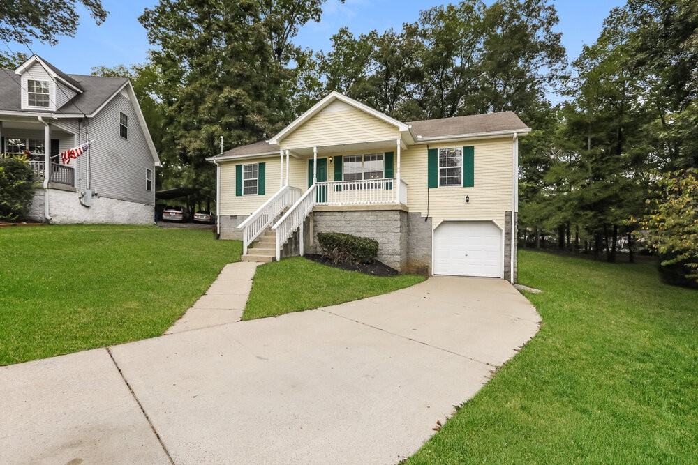 425 Jonesboro Ct - Photo 2 of 25