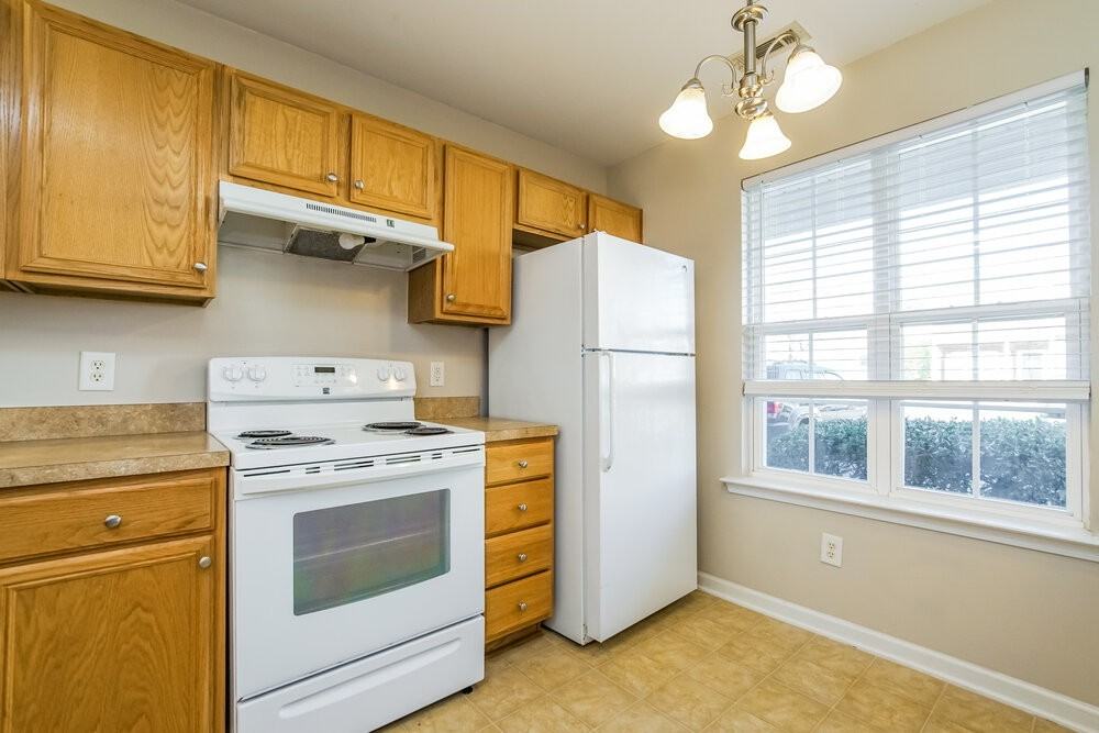 7830 Averette Field Dr - Photo 7 of 16