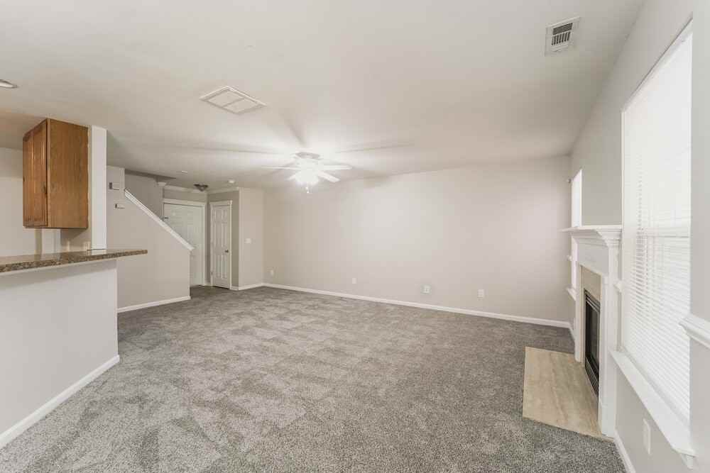 7950 Bristle Ln - Photo 6 of 17