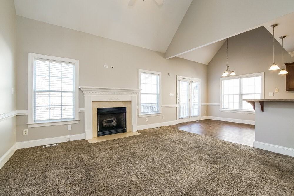 3011 Watsonia Dr - Photo 4 of 17