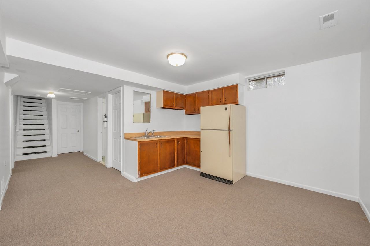 1405 Conestoga Ct #1 - Photo 7 of 20