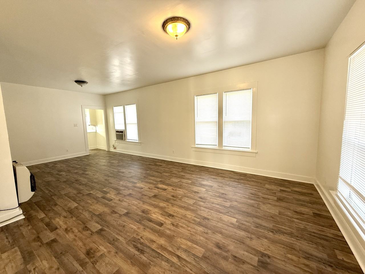 518 3rd Ave Nw #1 - Photo 4 of 20