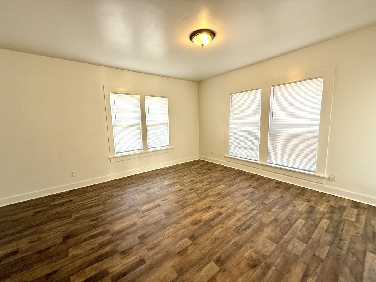 518 3rd Ave Nw #1 - Photo 5 of 20