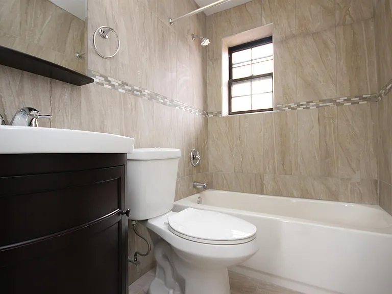 5925 FIFTH AVENUEAPT B-2 #B02 - Photo 6 of 8