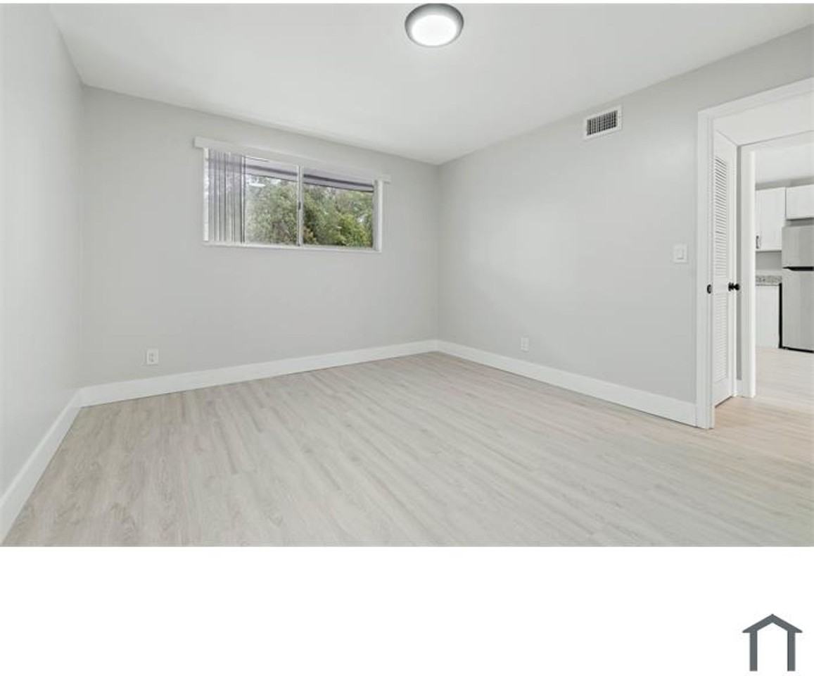 Samson Equities - Photo 5 of 39