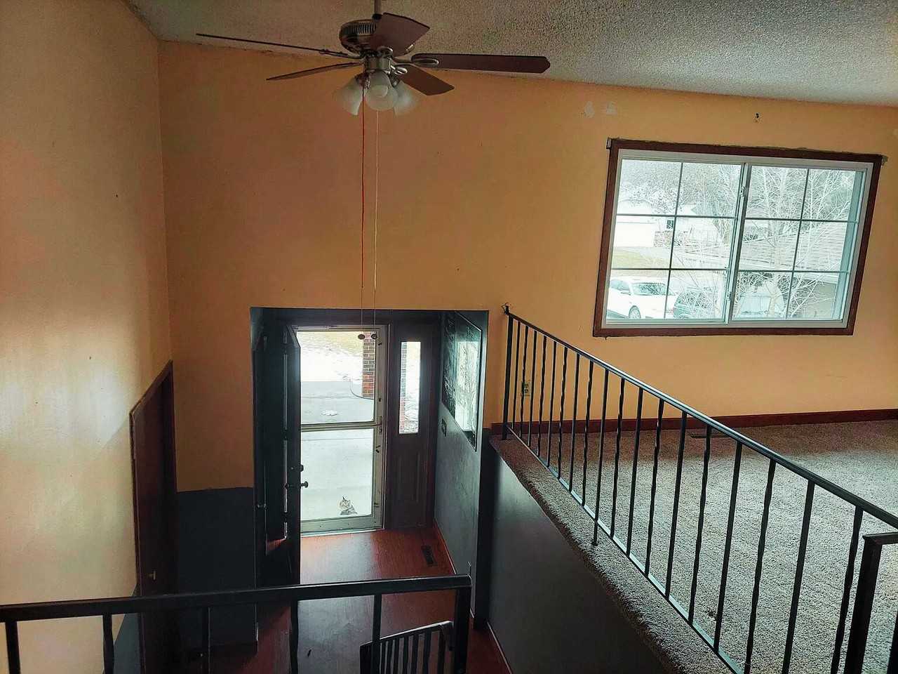 94 108th Avenue Northwest - Photo 3 of 14