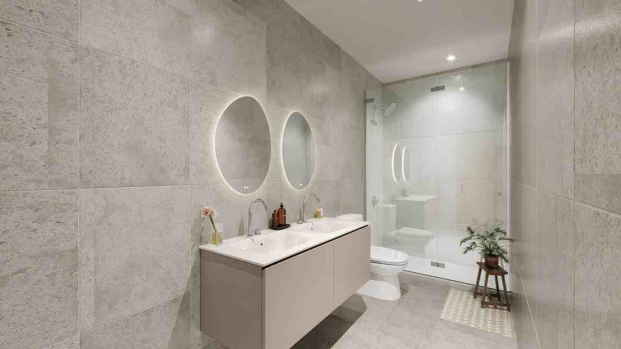 Miles - Photo 4 of 50