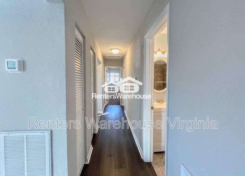 712 Houdon Ln - Photo 7 of 16