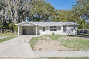 featured image of 1606 Woodlyn Dr