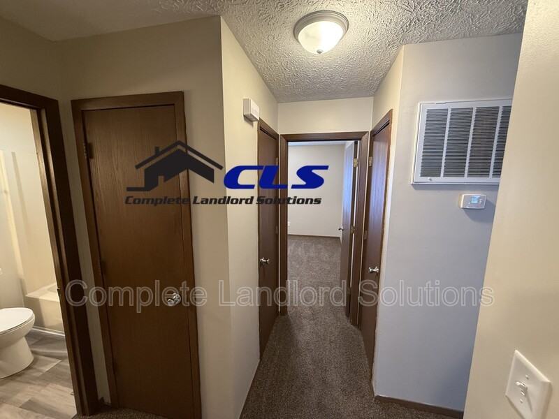 4264 S Kian St - Photo 2 of 14