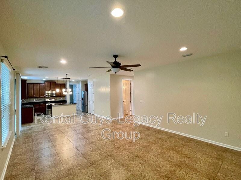 282 Willow Winds Pkwy - Photo 6 of 23