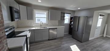 featured image of 904 Front Ave #1