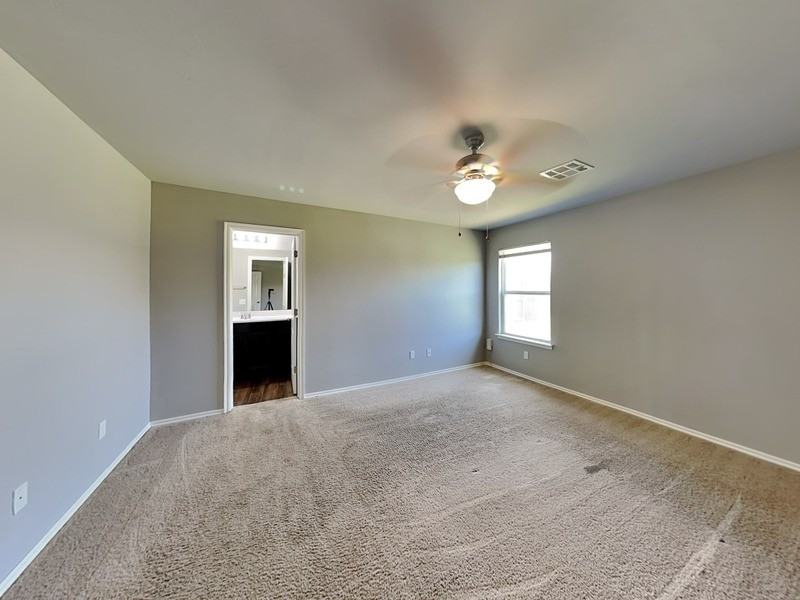 11709 Nw 134th St - Photo 7 of 17