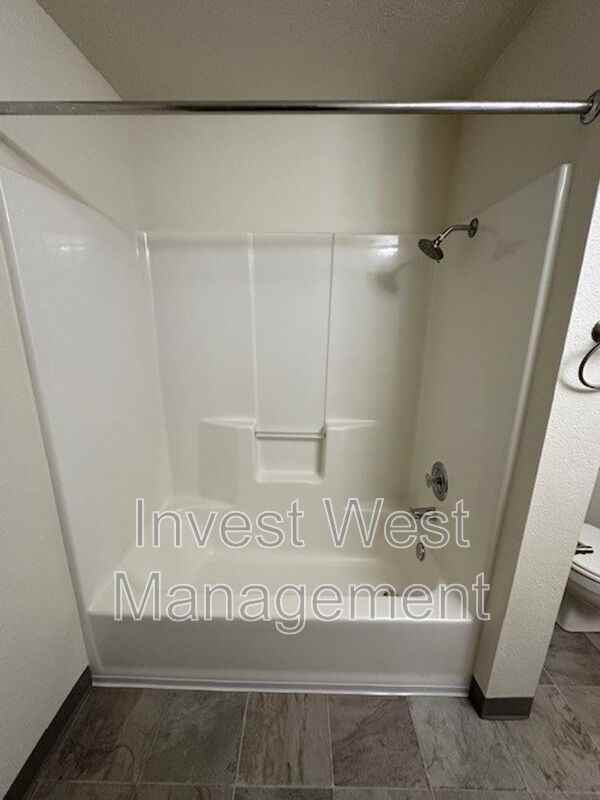 1845 Kingsley Rd #59 - Photo 7 of 11