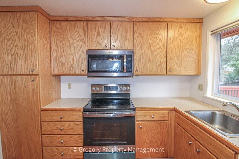 13508 131st Pl Ne - Photo 7 of 12