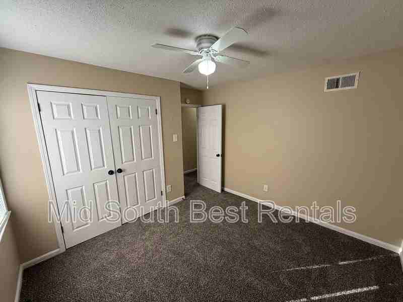3582 Edgefield Dr - Photo 4 of 12