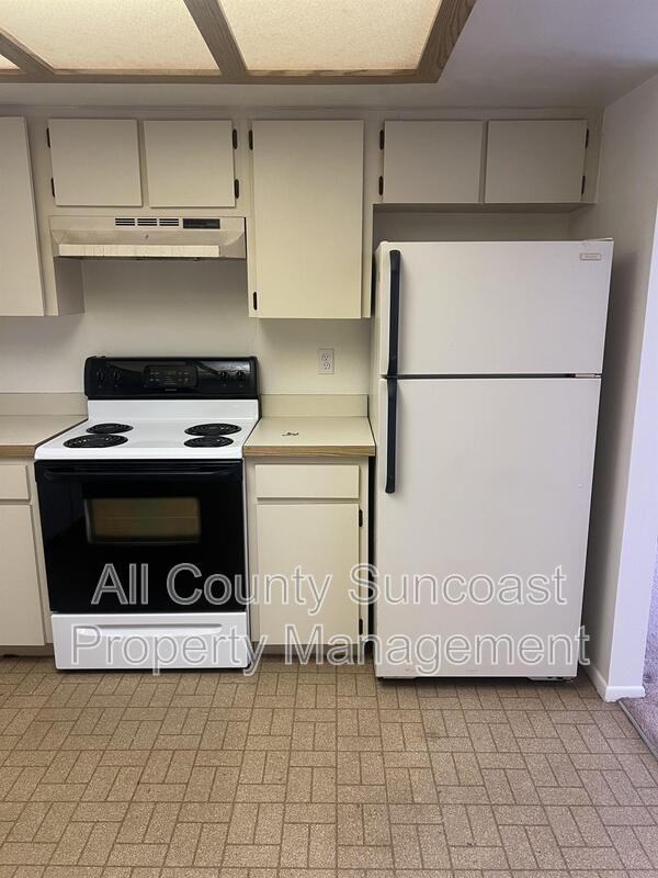 529 E Curlew Pl - Photo 3 of 11