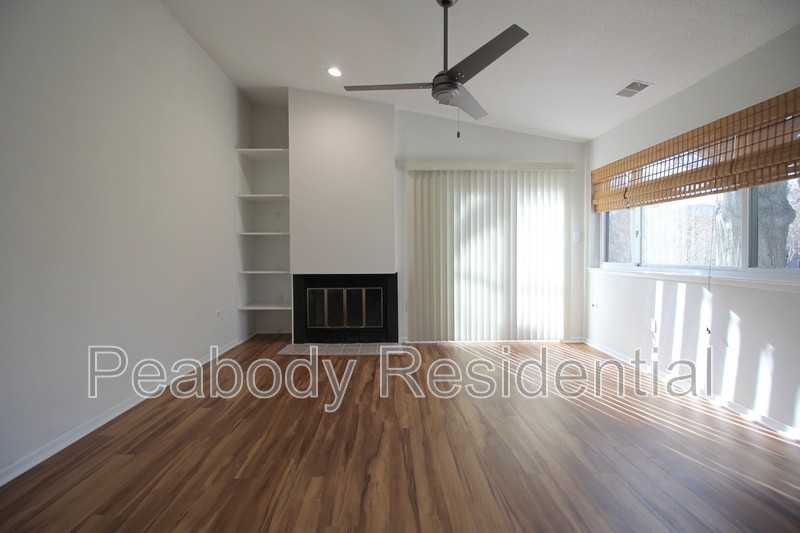 1956 - Photo 5 of 24