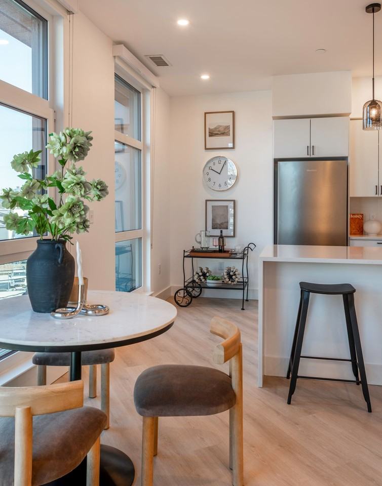 Verge Residences - Photo 3 of 31