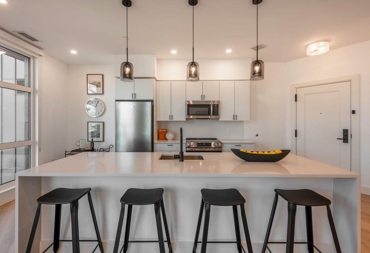 Verge Residences - Photo 6 of 31