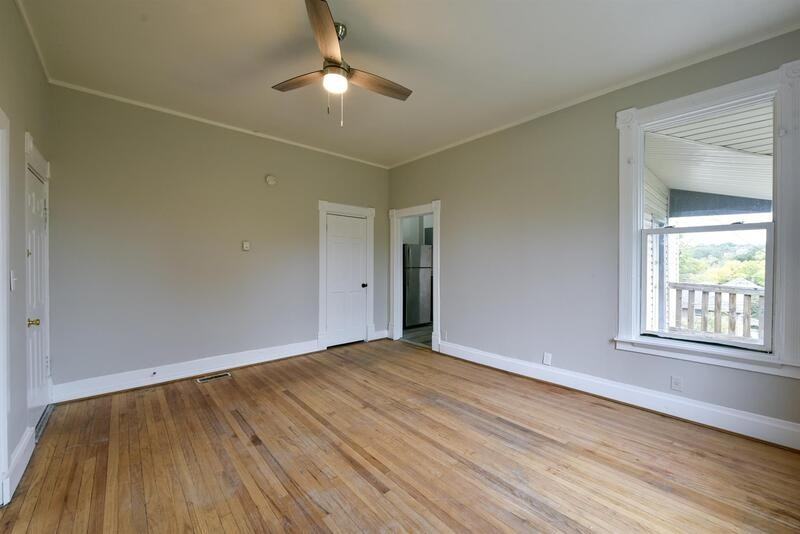 530 S 30th St #1 - Photo 2 of 15