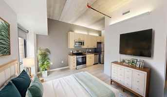 featured image of 418 E Grand Ave