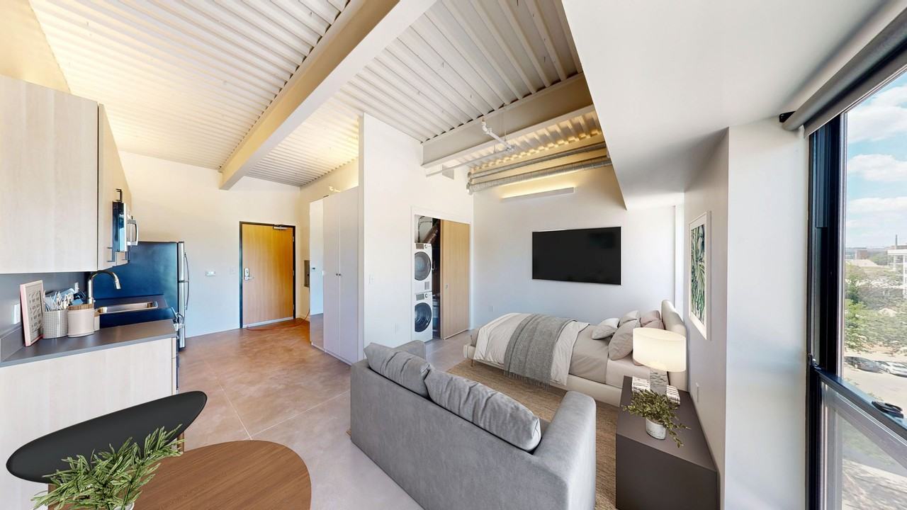 418 East Grand - Photo 5 of 50