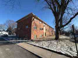 featured image of 1142 Evans Ave #3