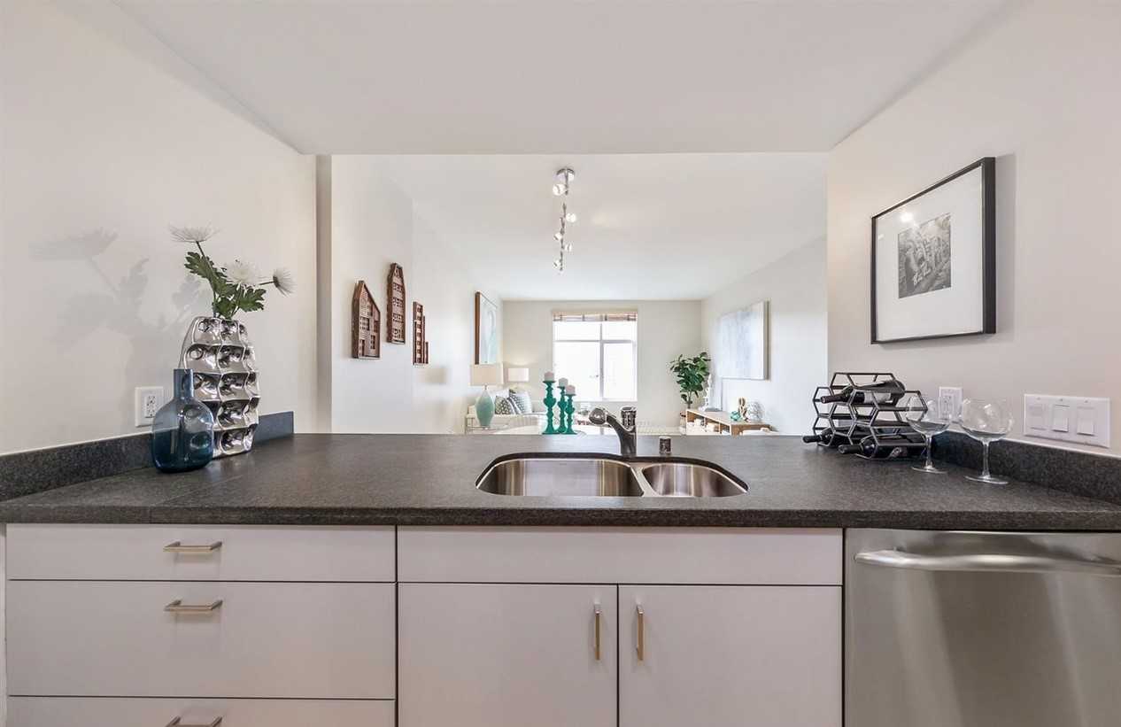 451 Kansas Street #571 - Photo 7 of 33