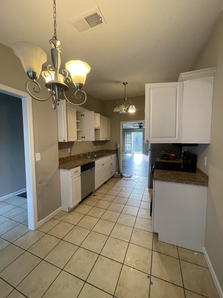 653B Two Notch Rd #1 - Photo 2 of 8