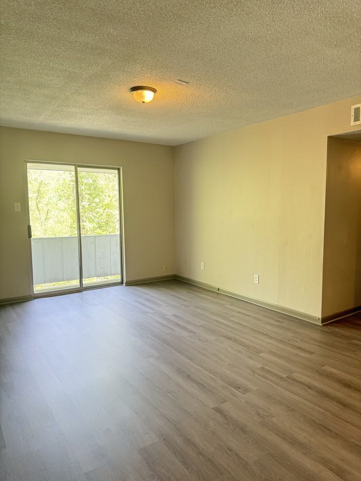 1704 1/2 Anderson - 20 #20 - Photo 2 of 14