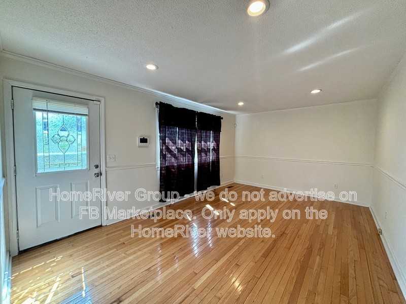 699 Stapp Dr - Photo 3 of 17