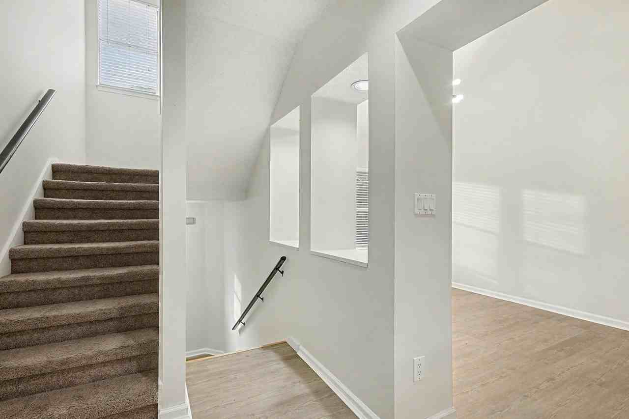 106 Ivy Green Ln Se #106 - Photo 5 of 21