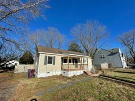 featured image of 2724 Thomas St