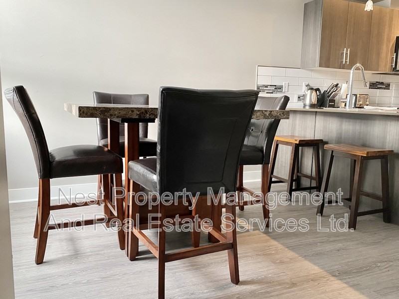 110 Baxter Ave #305 - Photo 7 of 18