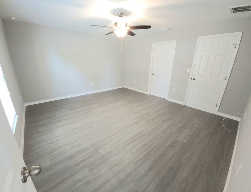 440 Locust Rd - Photo 6 of 13