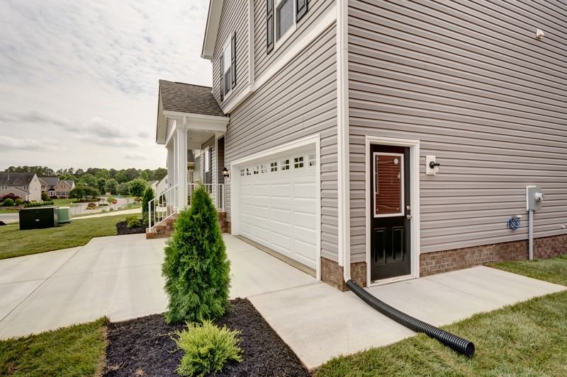 317 Northfield Heights Ln - Photo 4 of 32