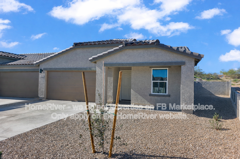 767 Dylan Ct - Photo 2 of 23