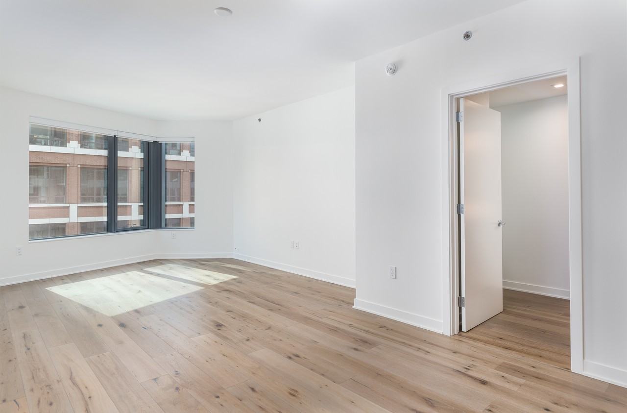 280 Spear Street #6F - Photo 2 of 30