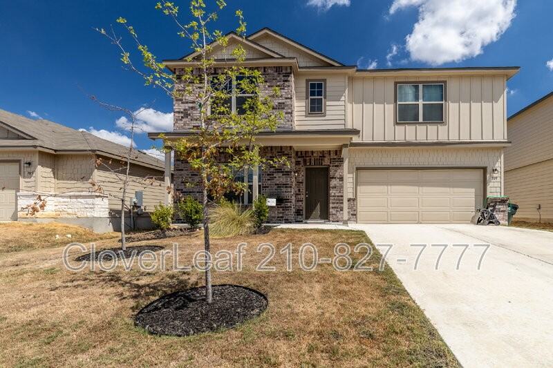 709 Stonemanor Bay - Photo 2 of 46