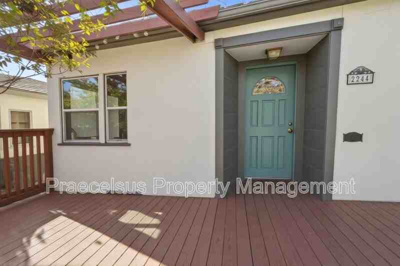 2244 Felton St - Photo 4 of 19