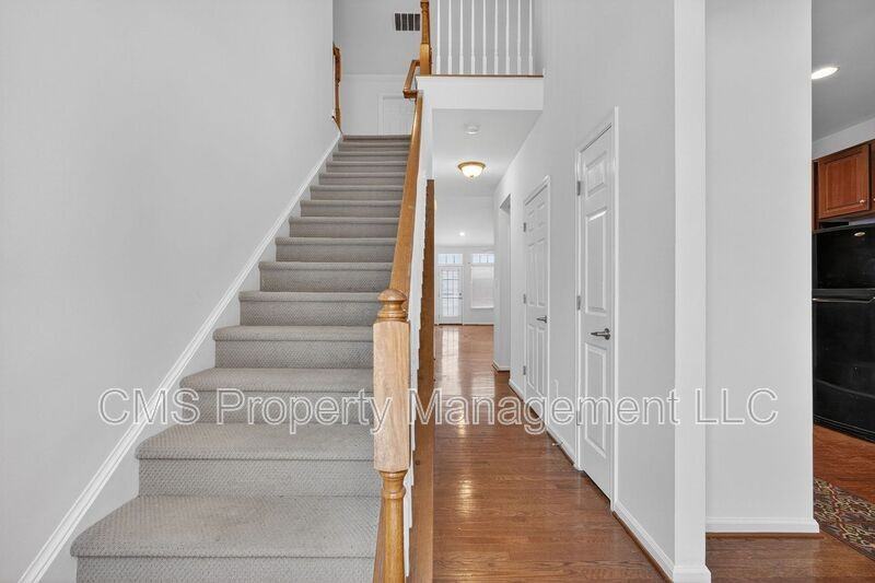 3 Weber Ave - Photo 4 of 24