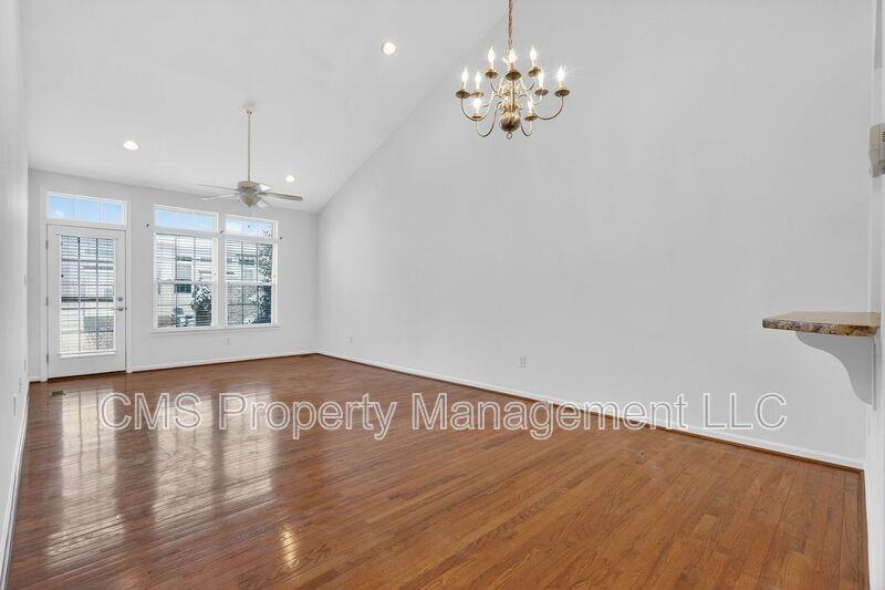 3 Weber Ave - Photo 7 of 24