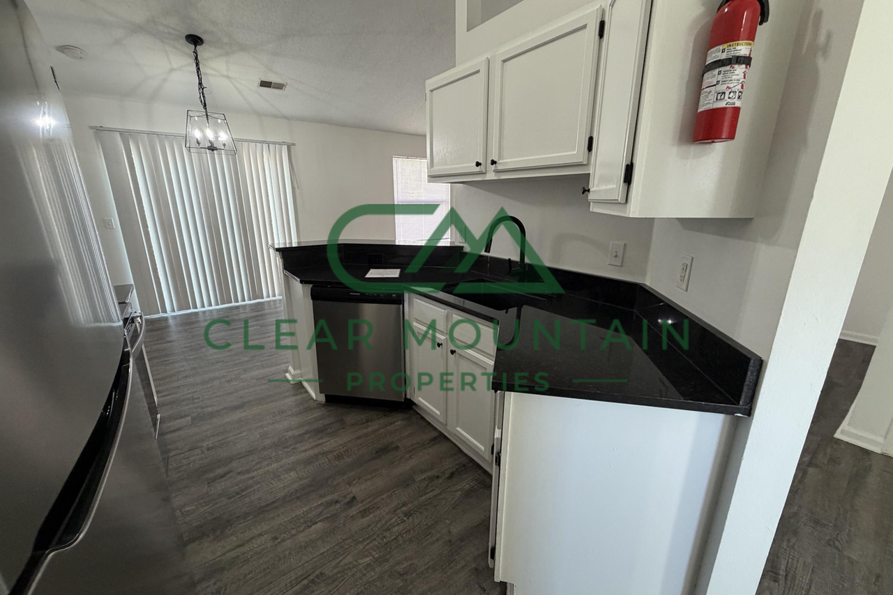 2 Swamp Fire Ct - Photo 6 of 13