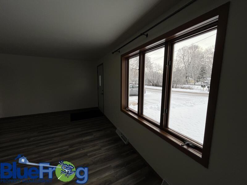 646 Woodlawn Dr - Photo 5 of 34