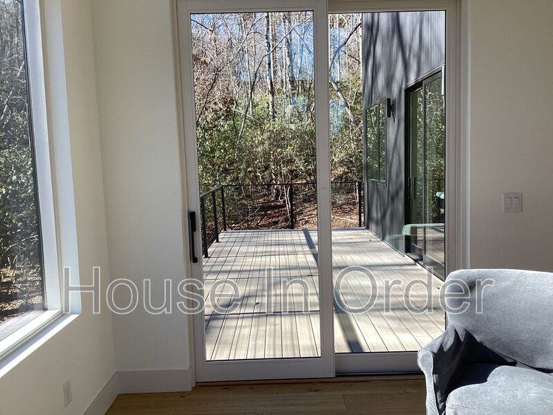 170 Mountain Laurel Ln - Photo 6 of 34