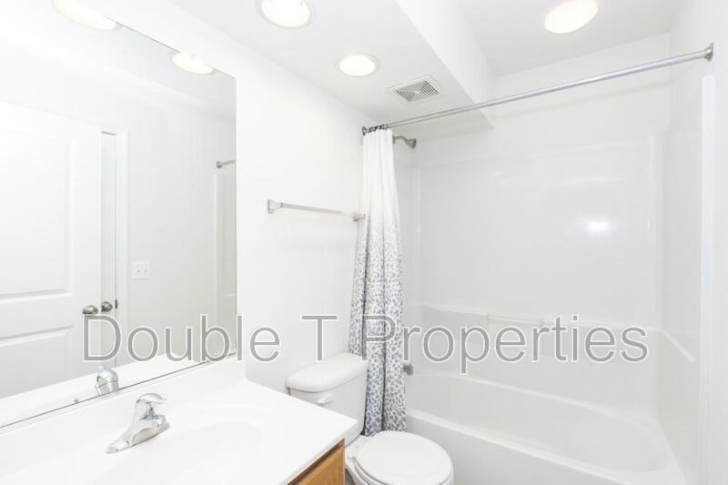 1841 Graymount Way - Photo 7 of 26