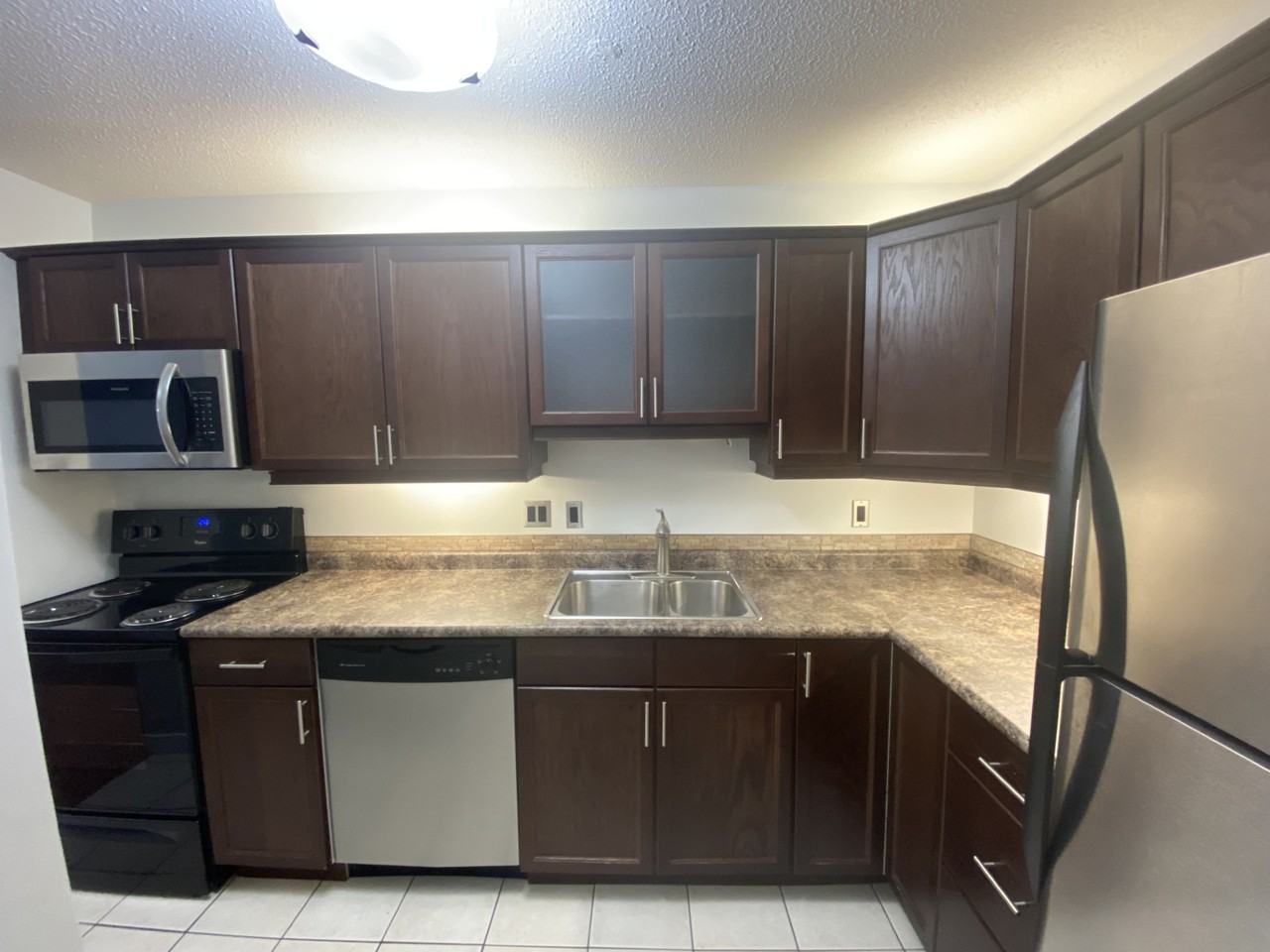 245 Kingsmere BoulevardSuite B4 #B04 - Photo 2 of 10