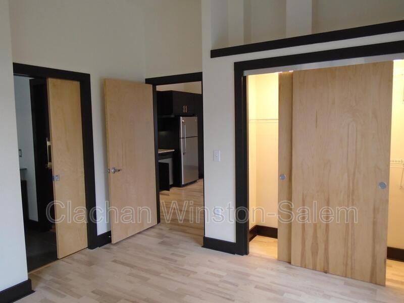 50 W 4th St #206 - Photo 5 of 7