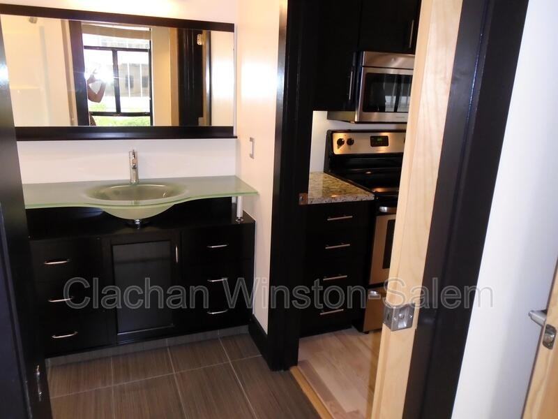 50 W 4th St #206 - Photo 6 of 7